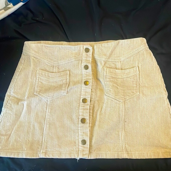 Pink Lily corded mini skirt - size L - Picture 1 of 1